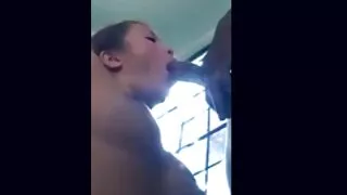 Тархаж түүний хөл өргөн охин зүүн хойлог Pussy