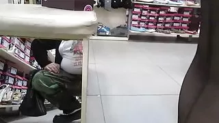 Дэвтээсэн үтрээний нүх бяцхан хүүгийн сууж дээр шодой