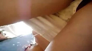 Түүний шар дотуур хувцас тайлж chuvicha sucks хойлог гүн