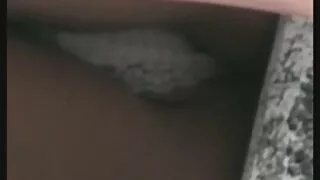 Цагаан өвдөгний оймс өмссөн охин pussy vibrator