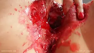 Элизагийн maiden masturbates чин сэтгэлээсээ зуны гадаа