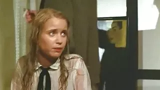 Түүний халуун shmaru fucked ойд Шулуун гэдсээр